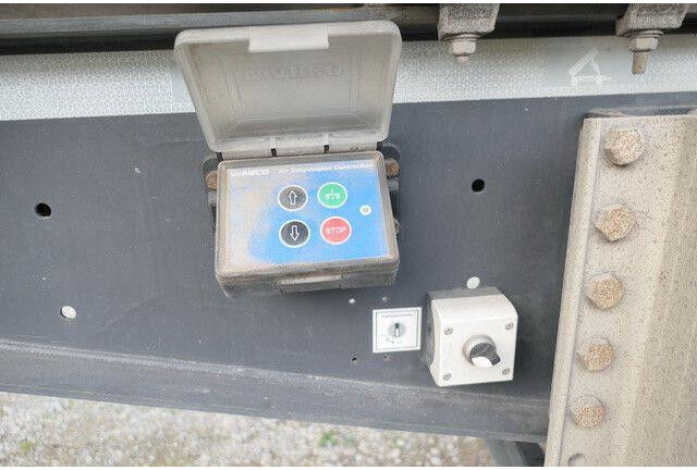 Kiper poluprikolica Langendorf SKS-HS 24/30, Atahl, 26m³, Luft-Lift, SAF, Plane: slika Kiper poluprikolica Langendorf SKS-HS 24/30, Atahl, 26m³, Luft-Lift, SAF, Plane