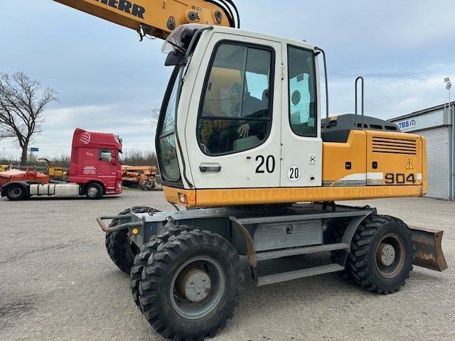 Liebherr A 904 C Litronic/SW System SW48/Klima/Kamera - Bager na kotačima: slika Liebherr A 904 C Litronic/SW System SW48/Klima/Kamera - Bager na kotačima Liebherr A 904 C Litronic/SW System SW48/Klima/Kamera - Bager na kotačima: slika Liebherr A 904 C Litronic/SW System SW48/Klima/Kamera - Bager na kotačima