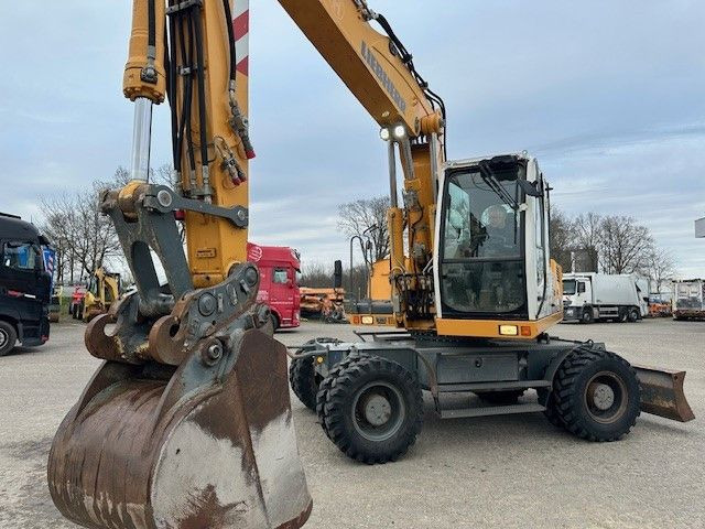 Liebherr A 904 C Litronic/SW System SW48/Klima/Kamera - Bager na kotačima: slika Liebherr A 904 C Litronic/SW System SW48/Klima/Kamera - Bager na kotačima Liebherr A 904 C Litronic/SW System SW48/Klima/Kamera - Bager na kotačima: slika Liebherr A 904 C Litronic/SW System SW48/Klima/Kamera - Bager na kotačima