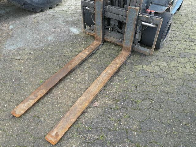 Linde E35L-01, Traglast 3.500kg., Hubhöhe 3.750mm - Viličar: slika Linde E35L-01, Traglast 3.500kg., Hubhöhe 3.750mm - Viličar Linde E35L-01, Traglast 3.500kg., Hubhöhe 3.750mm - Viličar: slika Linde E35L-01, Traglast 3.500kg., Hubhöhe 3.750mm - Viličar