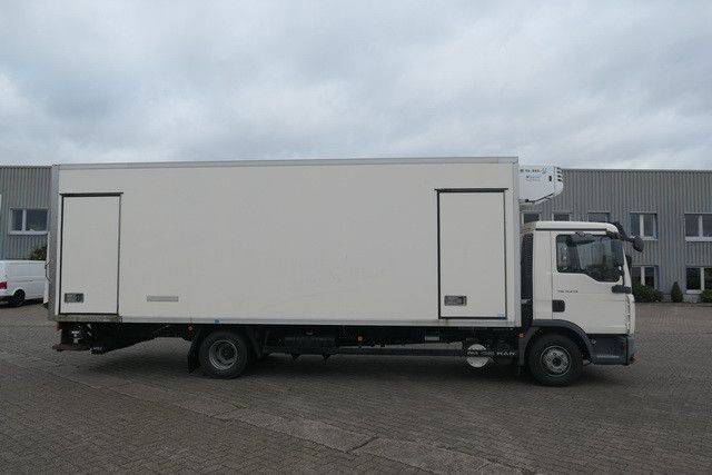 MAN 12.210 TGL, Thermo King, Trennwand, LBW, Klima - Kamion hladnjača: slika MAN 12.210 TGL, Thermo King, Trennwand, LBW, Klima - Kamion hladnjača MAN 12.210 TGL, Thermo King, Trennwand, LBW, Klima - Kamion hladnjača: slika MAN 12.210 TGL, Thermo King, Trennwand, LBW, Klima - Kamion hladnjača
