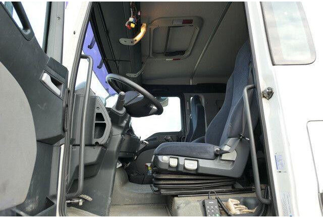 MAN 18.350 TGA 4x2, 119tkm, BDF, Klima, AHK - Kamion-šasija: slika MAN 18.350 TGA 4x2, 119tkm, BDF, Klima, AHK - Kamion-šasija MAN 18.350 TGA 4x2, 119tkm, BDF, Klima, AHK - Kamion-šasija: slika MAN 18.350 TGA 4x2, 119tkm, BDF, Klima, AHK - Kamion-šasija