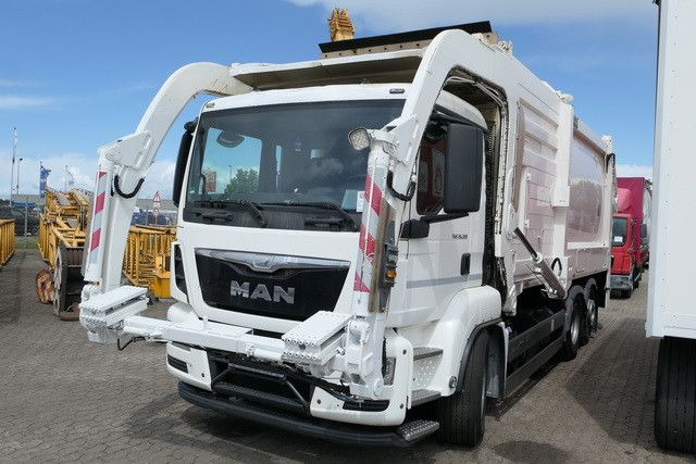 MAN 26.320 TGS BL 6x2, Überkopflader/Frontlader, AC MAN 26.320 TGS BL 6x2, Überkopflader/Frontlader, AC - Kamion za odvoz smeća: slika MAN 26.320 TGS BL 6x2, Überkopflader/Frontlader, AC MAN 26.320 TGS BL 6x2, Überkopflader/Frontlader, AC - Kamion za odvoz smeća MAN 26.320 TGS BL 6x2, Überkopflader/Frontlader, AC MAN 26.320 TGS BL 6x2, Überkopflader/Frontlader, AC - Kamion za odvoz smeća: slika MAN 26.320 TGS BL 6x2, Überkopflader/Frontlader, AC MAN 26.320 TGS BL 6x2, Überkopflader/Frontlader, AC - Kamion za odvoz smeća