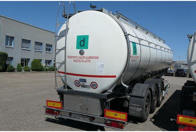 Menci SA 105/Lebensmittel Tank 32 cbm./Liftachse - Poluprikolica cisterna: slika Menci SA 105/Lebensmittel Tank 32 cbm./Liftachse - Poluprikolica cisterna Menci SA 105/Lebensmittel Tank 32 cbm./Liftachse - Poluprikolica cisterna: slika Menci SA 105/Lebensmittel Tank 32 cbm./Liftachse - Poluprikolica cisterna