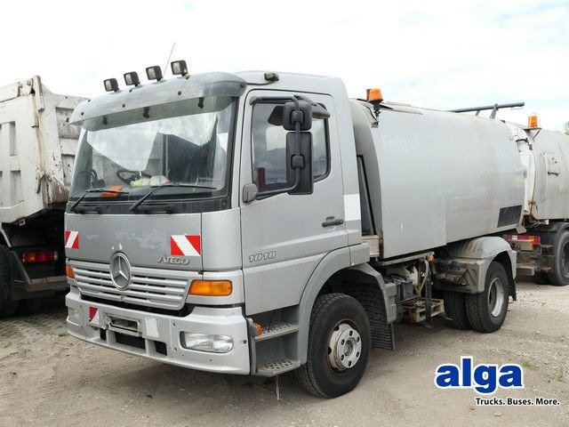 Mercedes-Benz 1018 KO atego 4x2, Bucher-Schörling, Klima - Cestovna čistilica: slika Mercedes-Benz 1018 KO atego 4x2, Bucher-Schörling, Klima - Cestovna čistilica Mercedes-Benz 1018 KO atego 4x2, Bucher-Schörling, Klima - Cestovna čistilica: slika Mercedes-Benz 1018 KO atego 4x2, Bucher-Schörling, Klima - Cestovna čistilica