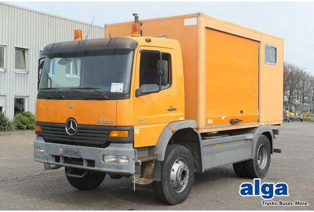 Mercedes-Benz 1518 A Atego 4X4, Klima, AHK, Allrad, Rolltor - Kamion sandučar: slika Mercedes-Benz 1518 A Atego 4X4, Klima, AHK, Allrad, Rolltor - Kamion sandučar Mercedes-Benz 1518 A Atego 4X4, Klima, AHK, Allrad, Rolltor - Kamion sandučar: slika Mercedes-Benz 1518 A Atego 4X4, Klima, AHK, Allrad, Rolltor - Kamion sandučar