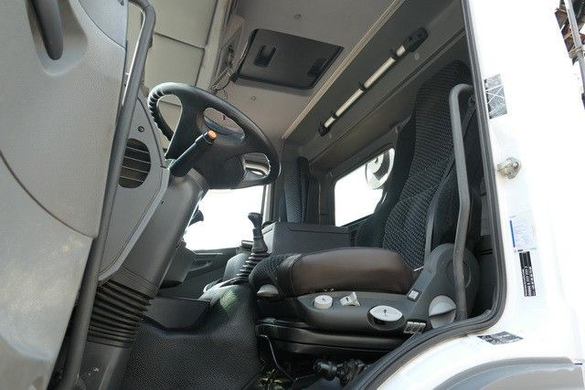 Zakup  Mercedes-Benz 1829 K Axor, Atlas 116.3-A2L, AHK, Greifer,Klima Mercedes-Benz 1829 K Axor, Atlas 116.3-A2L, AHK, Greifer,Klima: slika Zakup  Mercedes-Benz 1829 K Axor, Atlas 116.3-A2L, AHK, Greifer,Klima Mercedes-Benz 1829 K Axor, Atlas 116.3-A2L, AHK, Greifer,Klima