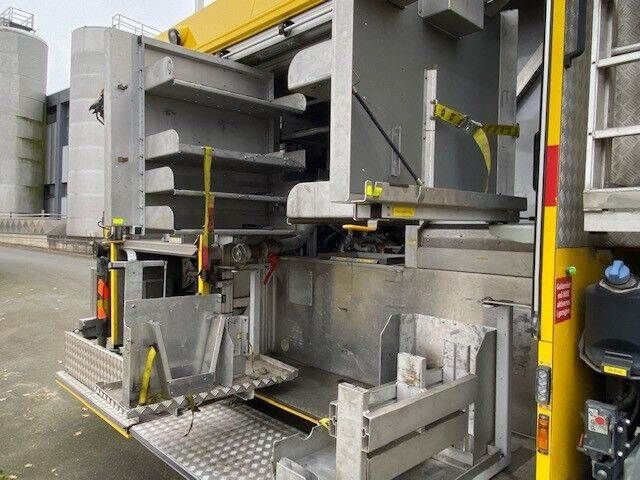 Mercedes-Benz 1833 Axor 4x4, Kran Palfinger, Rosenbauer, AHK - Vatrogasno vozilo: slika Mercedes-Benz 1833 Axor 4x4, Kran Palfinger, Rosenbauer, AHK - Vatrogasno vozilo Mercedes-Benz 1833 Axor 4x4, Kran Palfinger, Rosenbauer, AHK - Vatrogasno vozilo: slika Mercedes-Benz 1833 Axor 4x4, Kran Palfinger, Rosenbauer, AHK - Vatrogasno vozilo