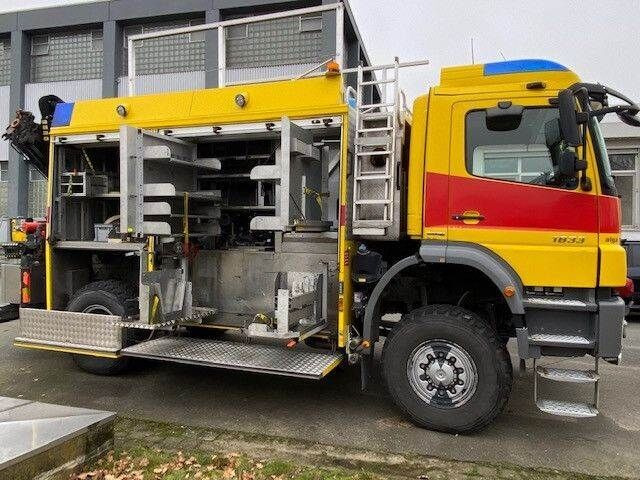 Mercedes-Benz 1833 Axor 4x4, Kran Palfinger, Rosenbauer, AHK - Vatrogasno vozilo: slika Mercedes-Benz 1833 Axor 4x4, Kran Palfinger, Rosenbauer, AHK - Vatrogasno vozilo Mercedes-Benz 1833 Axor 4x4, Kran Palfinger, Rosenbauer, AHK - Vatrogasno vozilo: slika Mercedes-Benz 1833 Axor 4x4, Kran Palfinger, Rosenbauer, AHK - Vatrogasno vozilo
