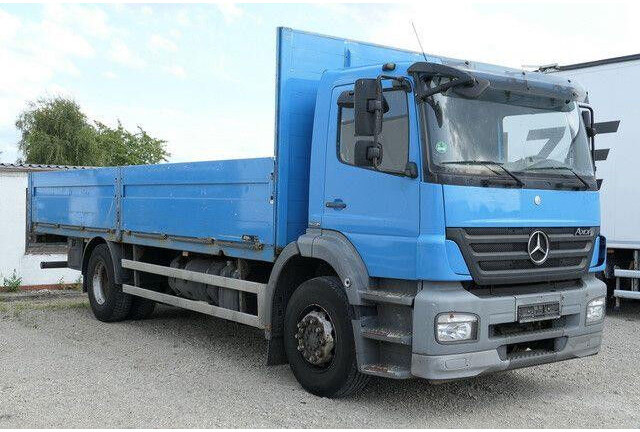 Mercedes-Benz 1833 L Axor 4x2, 7.200mm lang, AHK, Gerüst,Klima - Kamion s otvorenim sandukom: slika Mercedes-Benz 1833 L Axor 4x2, 7.200mm lang, AHK, Gerüst,Klima - Kamion s otvorenim sandukom Mercedes-Benz 1833 L Axor 4x2, 7.200mm lang, AHK, Gerüst,Klima - Kamion s otvorenim sandukom: slika Mercedes-Benz 1833 L Axor 4x2, 7.200mm lang, AHK, Gerüst,Klima - Kamion s otvorenim sandukom