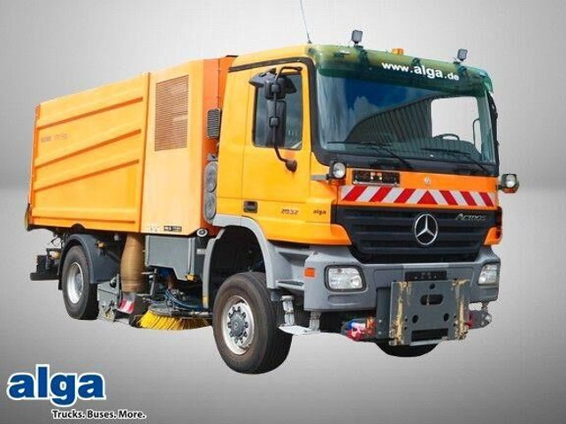Mercedes-Benz 2032 A Actros 4x4, Bucher STKF 9500, Airport, AC - Cestovna čistilica: slika Mercedes-Benz 2032 A Actros 4x4, Bucher STKF 9500, Airport, AC - Cestovna čistilica Mercedes-Benz 2032 A Actros 4x4, Bucher STKF 9500, Airport, AC - Cestovna čistilica: slika Mercedes-Benz 2032 A Actros 4x4, Bucher STKF 9500, Airport, AC - Cestovna čistilica