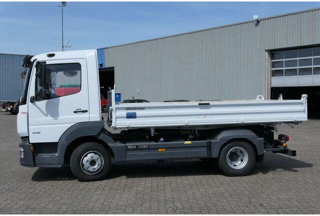 Mercedes-Benz 818 K Atego 4x2, Meiller, 19tkm, 2x AHK, Klima - Kiper: slika Mercedes-Benz 818 K Atego 4x2, Meiller, 19tkm, 2x AHK, Klima - Kiper Mercedes-Benz 818 K Atego 4x2, Meiller, 19tkm, 2x AHK, Klima - Kiper: slika Mercedes-Benz 818 K Atego 4x2, Meiller, 19tkm, 2x AHK, Klima - Kiper