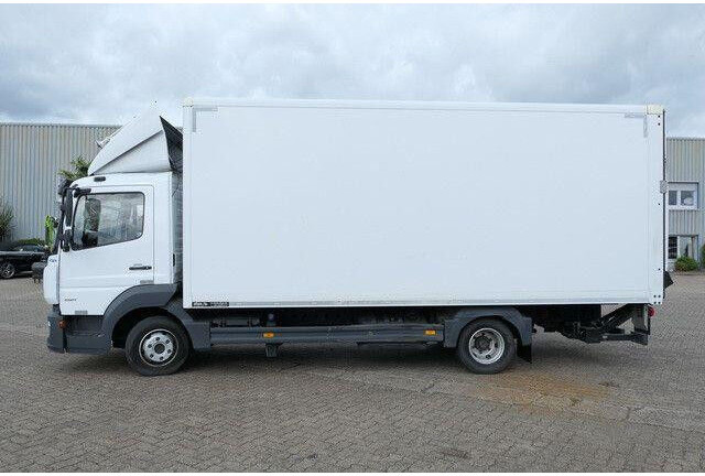 Mercedes-Benz 821 L Atego 4x2, 6.100mm lang, LBW, Klima, Luft - Kamion sandučar: slika Mercedes-Benz 821 L Atego 4x2, 6.100mm lang, LBW, Klima, Luft - Kamion sandučar Mercedes-Benz 821 L Atego 4x2, 6.100mm lang, LBW, Klima, Luft - Kamion sandučar: slika Mercedes-Benz 821 L Atego 4x2, 6.100mm lang, LBW, Klima, Luft - Kamion sandučar