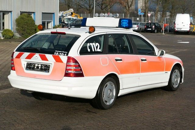 Mercedes-Benz C 220 CDI T-Modell, Notarzt, Feuerwehr, Klima - Vozilo hitne pomoći: slika Mercedes-Benz C 220 CDI T-Modell, Notarzt, Feuerwehr, Klima - Vozilo hitne pomoći Mercedes-Benz C 220 CDI T-Modell, Notarzt, Feuerwehr, Klima - Vozilo hitne pomoći: slika Mercedes-Benz C 220 CDI T-Modell, Notarzt, Feuerwehr, Klima - Vozilo hitne pomoći
