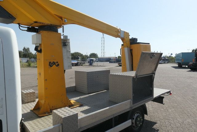 Nissan 32.12 4x2, 11m Arbeitshöhe, Klima,3. Sitz - Podizna platforma montirana na kamion: slika Nissan 32.12 4x2, 11m Arbeitshöhe, Klima,3. Sitz - Podizna platforma montirana na kamion Nissan 32.12 4x2, 11m Arbeitshöhe, Klima,3. Sitz - Podizna platforma montirana na kamion: slika Nissan 32.12 4x2, 11m Arbeitshöhe, Klima,3. Sitz - Podizna platforma montirana na kamion