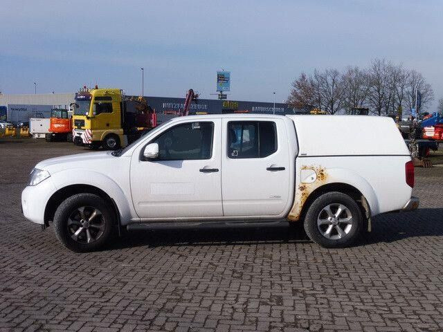 Nissan Navara 2.5 Tdi 4x4, DOKA, Pickup, Klima, AHK - Dostavno vozilo s ravnom platformom: slika Nissan Navara 2.5 Tdi 4x4, DOKA, Pickup, Klima, AHK - Dostavno vozilo s ravnom platformom Nissan Navara 2.5 Tdi 4x4, DOKA, Pickup, Klima, AHK - Dostavno vozilo s ravnom platformom: slika Nissan Navara 2.5 Tdi 4x4, DOKA, Pickup, Klima, AHK - Dostavno vozilo s ravnom platformom