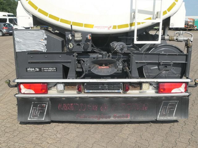 Scania P 320 6x2, Lindner & Fischer, 19m³, 3 Kammern - Kamion cisterna: slika Scania P 320 6x2, Lindner & Fischer, 19m³, 3 Kammern - Kamion cisterna Scania P 320 6x2, Lindner & Fischer, 19m³, 3 Kammern - Kamion cisterna: slika Scania P 320 6x2, Lindner & Fischer, 19m³, 3 Kammern - Kamion cisterna