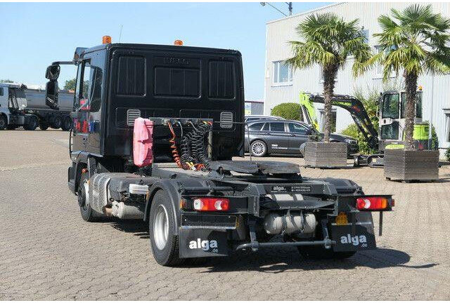 Iveco 80E22 EuroCargo 4x2, 3. Sitz, Automatik,Tempomat - Tegljač: slika Iveco 80E22 EuroCargo 4x2, 3. Sitz, Automatik,Tempomat - Tegljač Iveco 80E22 EuroCargo 4x2, 3. Sitz, Automatik,Tempomat - Tegljač: slika Iveco 80E22 EuroCargo 4x2, 3. Sitz, Automatik,Tempomat - Tegljač