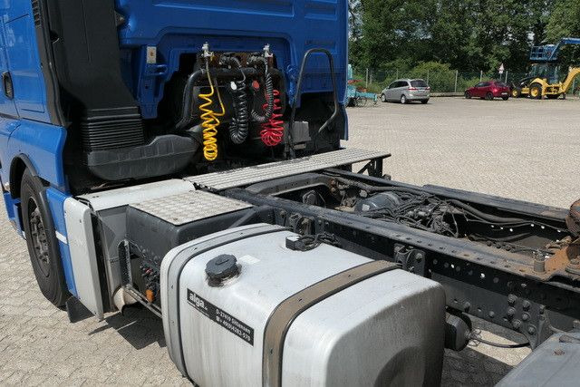 MAN 18.400 TGX 4x2, Klima, Kein AdBlue, Schlafliege - Tegljač: slika MAN 18.400 TGX 4x2, Klima, Kein AdBlue, Schlafliege - Tegljač MAN 18.400 TGX 4x2, Klima, Kein AdBlue, Schlafliege - Tegljač: slika MAN 18.400 TGX 4x2, Klima, Kein AdBlue, Schlafliege - Tegljač