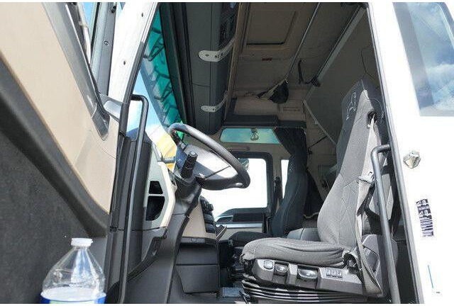 MAN 18.500 TGX 4x2, Intarder, Klima, 2x Tank,Spoiler - Tegljač: slika MAN 18.500 TGX 4x2, Intarder, Klima, 2x Tank,Spoiler - Tegljač MAN 18.500 TGX 4x2, Intarder, Klima, 2x Tank,Spoiler - Tegljač: slika MAN 18.500 TGX 4x2, Intarder, Klima, 2x Tank,Spoiler - Tegljač