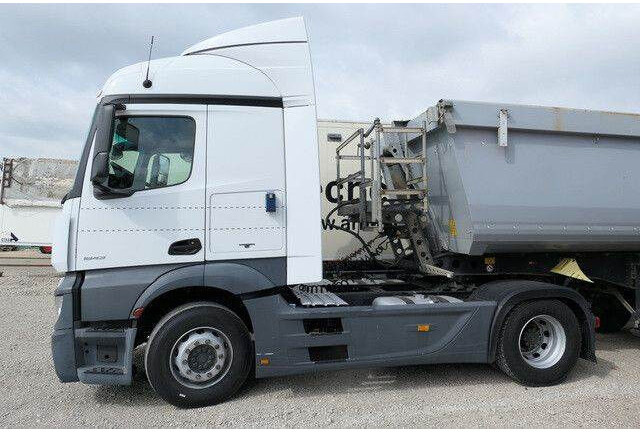 Mercedes-Benz 1843 LS Actros, MP4, Retarder, 2x Tank, Spoiler - Tegljač: slika Mercedes-Benz 1843 LS Actros, MP4, Retarder, 2x Tank, Spoiler - Tegljač Mercedes-Benz 1843 LS Actros, MP4, Retarder, 2x Tank, Spoiler - Tegljač: slika Mercedes-Benz 1843 LS Actros, MP4, Retarder, 2x Tank, Spoiler - Tegljač