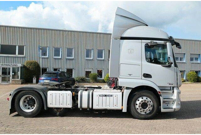 Mercedes-Benz 2443 LS Actros 6x2, 3-Achser, 24to. GG, Waage - Tegljač: slika Mercedes-Benz 2443 LS Actros 6x2, 3-Achser, 24to. GG, Waage - Tegljač Mercedes-Benz 2443 LS Actros 6x2, 3-Achser, 24to. GG, Waage - Tegljač: slika Mercedes-Benz 2443 LS Actros 6x2, 3-Achser, 24to. GG, Waage - Tegljač