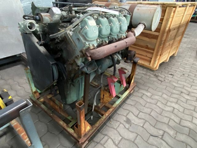 Mercedes-Benz OM 422 Motor, V8, 8 Zylinder, 10x am Lager - Tegljač: slika Mercedes-Benz OM 422 Motor, V8, 8 Zylinder, 10x am Lager - Tegljač Mercedes-Benz OM 422 Motor, V8, 8 Zylinder, 10x am Lager - Tegljač: slika Mercedes-Benz OM 422 Motor, V8, 8 Zylinder, 10x am Lager - Tegljač