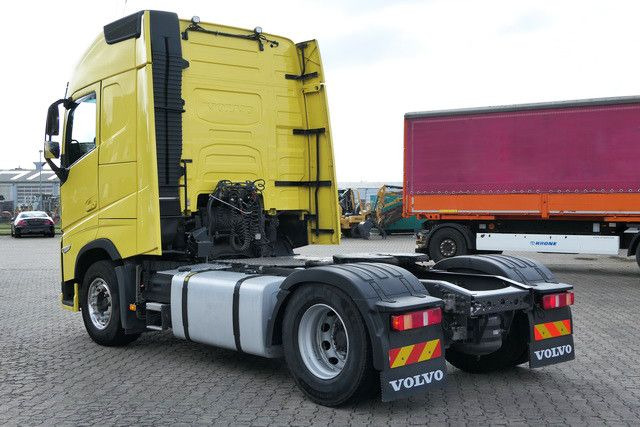 Volvo FH 460 4x2, Neues Modell, 2 Kreishydr., Klima - Tegljač: slika Volvo FH 460 4x2, Neues Modell, 2 Kreishydr., Klima - Tegljač Volvo FH 460 4x2, Neues Modell, 2 Kreishydr., Klima - Tegljač: slika Volvo FH 460 4x2, Neues Modell, 2 Kreishydr., Klima - Tegljač