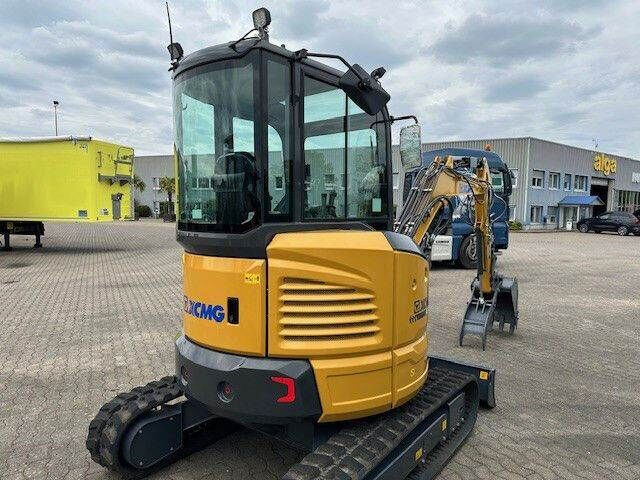 XCMG XE35, Gummikette, Greifer + Hammer, Klima,Yanmar - Mini bager: slika XCMG XE35, Gummikette, Greifer + Hammer, Klima,Yanmar - Mini bager XCMG XE35, Gummikette, Greifer + Hammer, Klima,Yanmar - Mini bager: slika XCMG XE35, Gummikette, Greifer + Hammer, Klima,Yanmar - Mini bager