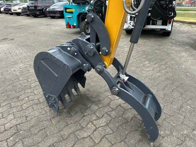 XCMG XE35, Gummikette, Greifer + Hammer, Klima,Yanmar - Mini bager: slika XCMG XE35, Gummikette, Greifer + Hammer, Klima,Yanmar - Mini bager XCMG XE35, Gummikette, Greifer + Hammer, Klima,Yanmar - Mini bager: slika XCMG XE35, Gummikette, Greifer + Hammer, Klima,Yanmar - Mini bager