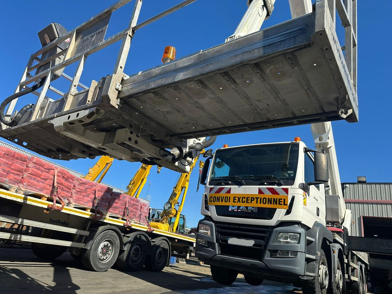 RUTHMANN Steiger T750 HF - Podizna platforma montirana na kamion: slika RUTHMANN Steiger T750 HF - Podizna platforma montirana na kamion RUTHMANN Steiger T750 HF - Podizna platforma montirana na kamion: slika RUTHMANN Steiger T750 HF - Podizna platforma montirana na kamion