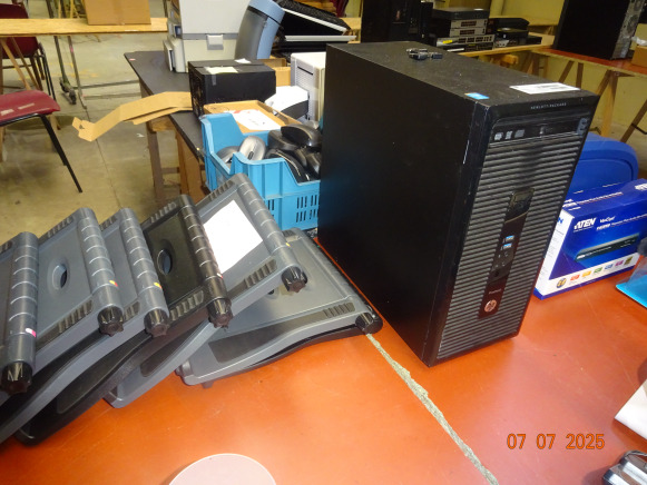 1 SENSEO PHILIPS, 3 disques durs dont 2 neufs, 4 lecteurs de carte, 2 stations NAS Synologie, sans dique, type DS213, films de protection pour GSM, 1 chargeur GSM - Oprema za prehrambenu industriju: slika 1 SENSEO PHILIPS, 3 disques durs dont 2 neufs, 4 lecteurs de carte, 2 stations NAS Synologie, sans dique, type DS213, films de protection pour GSM, 1 chargeur GSM - Oprema za prehrambenu industriju 1 SENSEO PHILIPS, 3 disques durs dont 2 neufs, 4 lecteurs de carte, 2 stations NAS Synologie, sans dique, type DS213, films de protection pour GSM, 1 chargeur GSM - Oprema za prehrambenu industriju: slika 1 SENSEO PHILIPS, 3 disques durs dont 2 neufs, 4 lecteurs de carte, 2 stations NAS Synologie, sans dique, type DS213, films de protection pour GSM, 1 chargeur GSM - Oprema za prehrambenu industriju