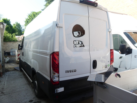 Camionnette Iveco 35S14N (2021-60.293 km) - Furgon: slika Camionnette Iveco 35S14N (2021-60.293 km) - Furgon Camionnette Iveco 35S14N (2021-60.293 km) - Furgon: slika Camionnette Iveco 35S14N (2021-60.293 km) - Furgon