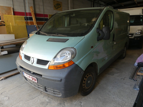 Camionnette Renault TRAFFIC (2003-411.053 km-VIN:VF1FLACA63V180319) - Automobil: slika Camionnette Renault TRAFFIC (2003-411.053 km-VIN:VF1FLACA63V180319) - Automobil Camionnette Renault TRAFFIC (2003-411.053 km-VIN:VF1FLACA63V180319) - Automobil: slika Camionnette Renault TRAFFIC (2003-411.053 km-VIN:VF1FLACA63V180319) - Automobil