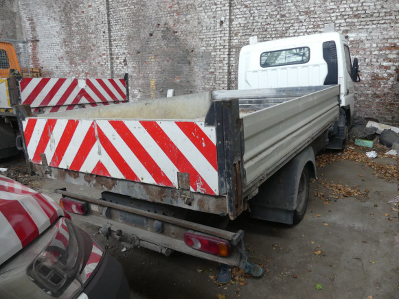 Camionnette tri-benne basculante Mitsubishi Canter (2009-121.930 km) - Kiper: slika Camionnette tri-benne basculante Mitsubishi Canter (2009-121.930 km) - Kiper Camionnette tri-benne basculante Mitsubishi Canter (2009-121.930 km) - Kiper: slika Camionnette tri-benne basculante Mitsubishi Canter (2009-121.930 km) - Kiper