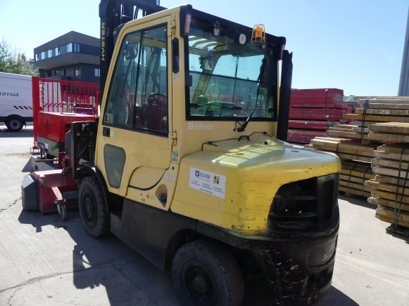Chariot élévateur Hyster H4.0 T6 - Viličar: slika Chariot élévateur Hyster H4.0 T6 - Viličar Chariot élévateur Hyster H4.0 T6 - Viličar: slika Chariot élévateur Hyster H4.0 T6 - Viličar