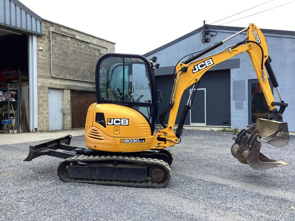 Mini pelle JCB 8030 ZTS - 2010 - 2.288 hrs - Mini bager: slika Mini pelle JCB 8030 ZTS - 2010 - 2.288 hrs - Mini bager Mini pelle JCB 8030 ZTS - 2010 - 2.288 hrs - Mini bager: slika Mini pelle JCB 8030 ZTS - 2010 - 2.288 hrs - Mini bager