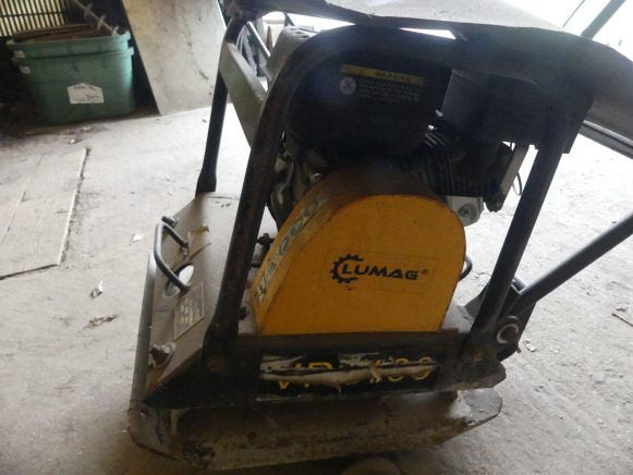 Vibro ploča Plaque vibrante thermique Lumas VP100: slika Vibro ploča Plaque vibrante thermique Lumas VP100 Vibro ploča Plaque vibrante thermique Lumas VP100: slika Vibro ploča Plaque vibrante thermique Lumas VP100