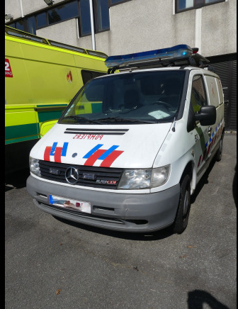 REF:B3 - Camionnette Mercedes-Benz vito 108 cdi (2003-117.485 km) - Furgon: slika REF:B3 - Camionnette Mercedes-Benz vito 108 cdi (2003-117.485 km) - Furgon REF:B3 - Camionnette Mercedes-Benz vito 108 cdi (2003-117.485 km) - Furgon: slika REF:B3 - Camionnette Mercedes-Benz vito 108 cdi (2003-117.485 km) - Furgon