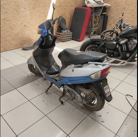 Scooter Peugeot QM50QT-6 - Motocikl: slika Scooter Peugeot QM50QT-6 - Motocikl Scooter Peugeot QM50QT-6 - Motocikl: slika Scooter Peugeot QM50QT-6 - Motocikl