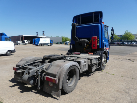 REF:7027 - Tracteur routier DAF FT CF85 (2010-583.261 km) - Tegljač: slika REF:7027 - Tracteur routier DAF FT CF85 (2010-583.261 km) - Tegljač REF:7027 - Tracteur routier DAF FT CF85 (2010-583.261 km) - Tegljač: slika REF:7027 - Tracteur routier DAF FT CF85 (2010-583.261 km) - Tegljač