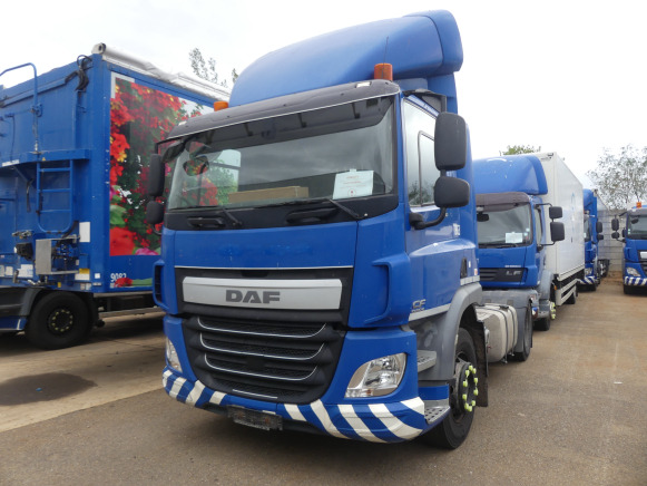 REF:7863 - Tracteur routier DAF CF440 FT (2016-468.156 km) - Tegljač: slika REF:7863 - Tracteur routier DAF CF440 FT (2016-468.156 km) - Tegljač REF:7863 - Tracteur routier DAF CF440 FT (2016-468.156 km) - Tegljač: slika REF:7863 - Tracteur routier DAF CF440 FT (2016-468.156 km) - Tegljač