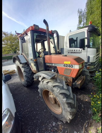 Tracteur Case International 4240XLA - Traktor: slika Tracteur Case International 4240XLA - Traktor Tracteur Case International 4240XLA - Traktor: slika Tracteur Case International 4240XLA - Traktor