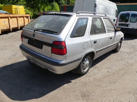 Voiture Skoda Felicia Break (1999-134.345 km) - Automobil: slika Voiture Skoda Felicia Break (1999-134.345 km) - Automobil Voiture Skoda Felicia Break (1999-134.345 km) - Automobil: slika Voiture Skoda Felicia Break (1999-134.345 km) - Automobil