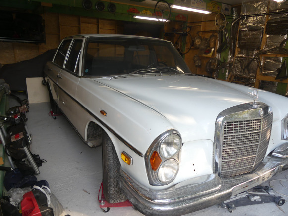 Voiture ancêtre Mercedes-Benz 280S (1972-83.435 km)(VIN: 10801610083599) - Automobil: slika Voiture ancêtre Mercedes-Benz 280S (1972-83.435 km)(VIN: 10801610083599) - Automobil Voiture ancêtre Mercedes-Benz 280S (1972-83.435 km)(VIN: 10801610083599) - Automobil: slika Voiture ancêtre Mercedes-Benz 280S (1972-83.435 km)(VIN: 10801610083599) - Automobil