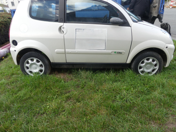 Voiture électrique (pour pièces) Mega E-city - Automobil: slika Voiture électrique (pour pièces) Mega E-city - Automobil Voiture électrique (pour pièces) Mega E-city - Automobil: slika Voiture électrique (pour pièces) Mega E-city - Automobil