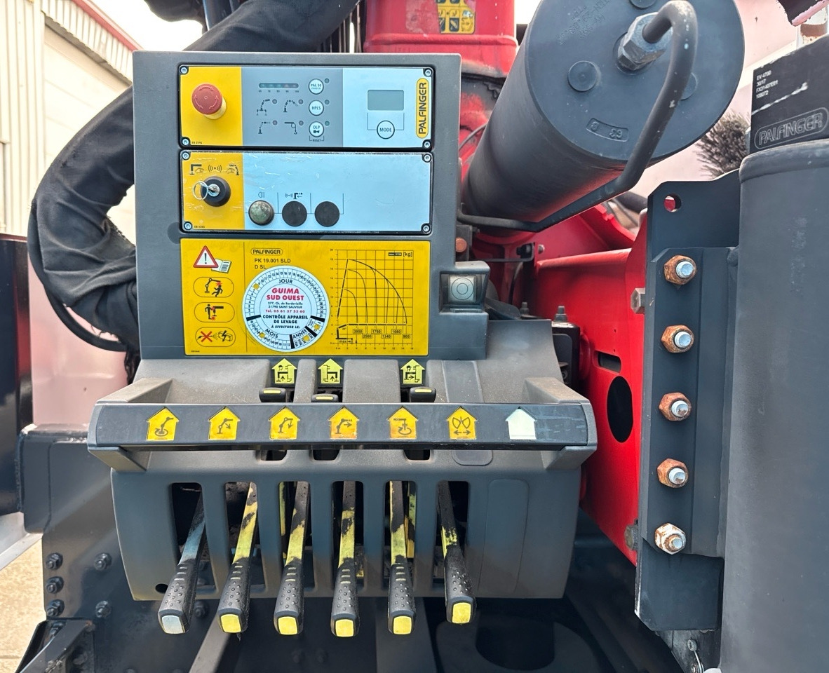 Kamionska dizalica PALFINGER PK 19.001 SLD 5 D year 2017, crane with remote, extra functions: slika Kamionska dizalica PALFINGER PK 19.001 SLD 5 D year 2017, crane with remote, extra functions