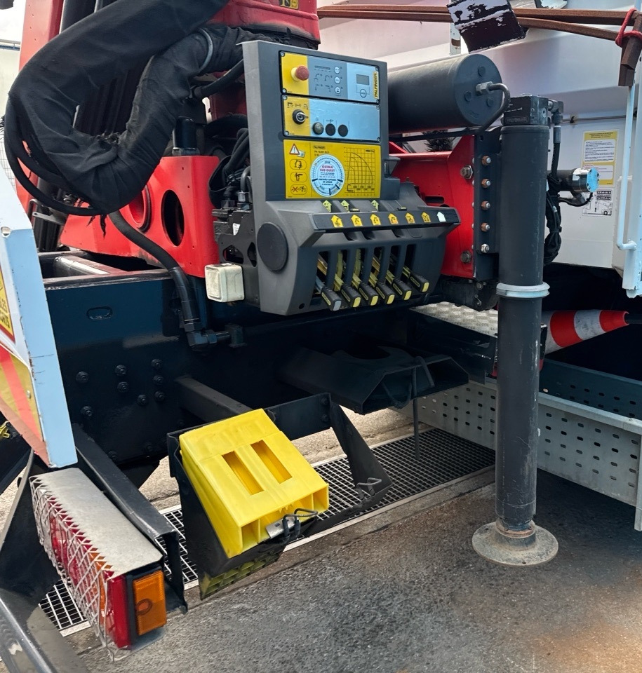 Kamionska dizalica PALFINGER PK 19.001 SLD 5 D year 2017, crane with remote, extra functions: slika Kamionska dizalica PALFINGER PK 19.001 SLD 5 D year 2017, crane with remote, extra functions