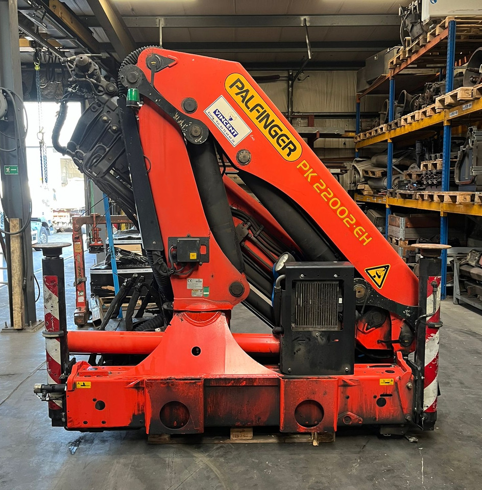 PALFINGER PK 22002-EH D year 2013, remote control, extra functions - Kamionska dizalica: slika PALFINGER PK 22002-EH D year 2013, remote control, extra functions - Kamionska dizalica PALFINGER PK 22002-EH D year 2013, remote control, extra functions - Kamionska dizalica: slika PALFINGER PK 22002-EH D year 2013, remote control, extra functions - Kamionska dizalica