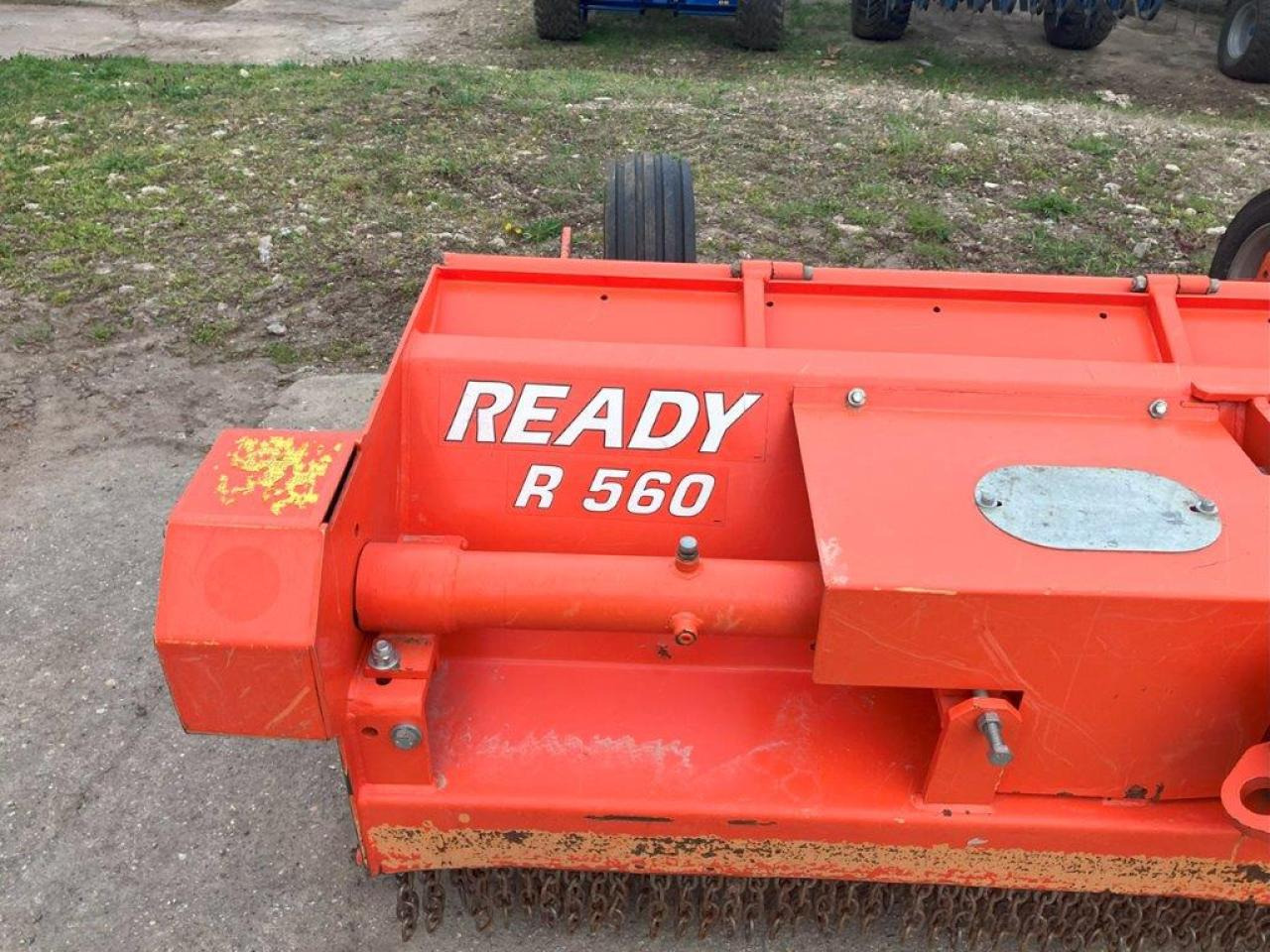 Agrimaster Ready R560 - Malčer sa čekićima: slika Agrimaster Ready R560 - Malčer sa čekićima Agrimaster Ready R560 - Malčer sa čekićima: slika Agrimaster Ready R560 - Malčer sa čekićima